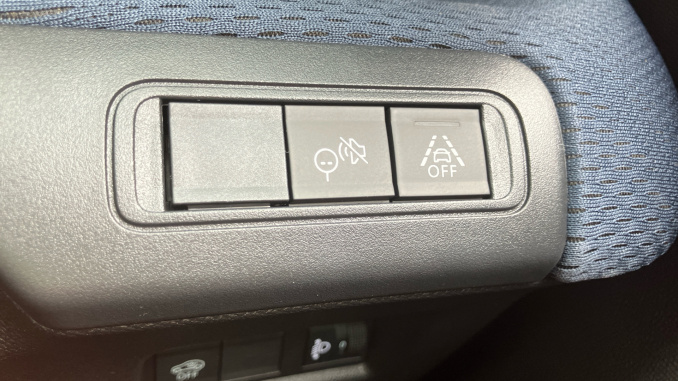Citroen C3 Aircross 83kW Extended Range Collection 54kWh 5dr Auto Electric Hatchback - Image 28